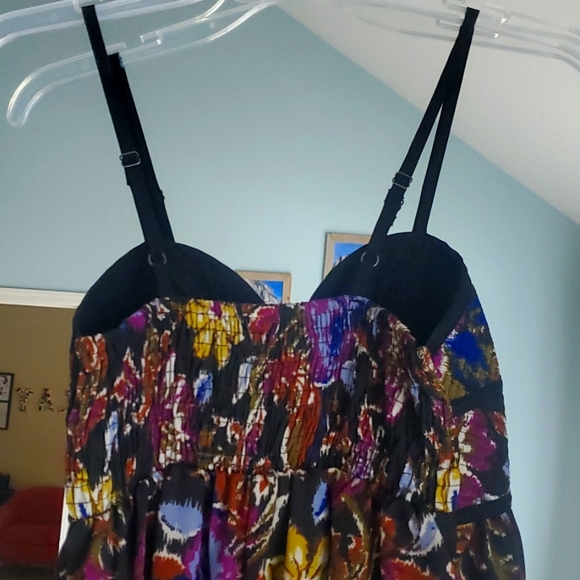 Dress - Picture 3 of 4